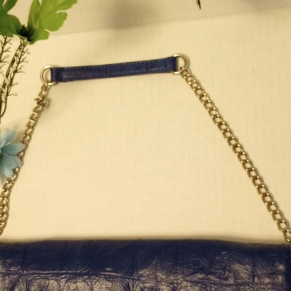 Nine West clutch with removable strap - Picture 4 of 10